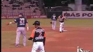 Naranjeros vs Yaquis sacan en segunda a Chris Walker [upl. by Gebler500]