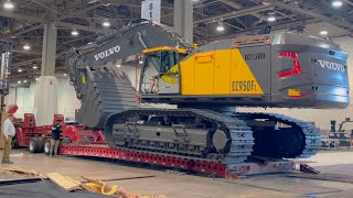 volvocena EC950F Moving from MINExpo 2021 [upl. by Ahsia]