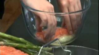 VideoRicette  Kenwood Cooking Chef  Salmone al vapore con asparagi [upl. by Barbur]