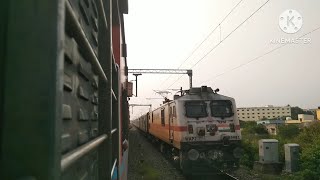 12503 SMVT Bengaluru Agartala Humsafar Express Crossing With 12679 Coimbatore Intercity Express [upl. by Granoff950]