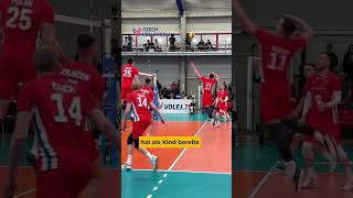 Wie der blaue MiniVolleyball einem TopSpieler geholfen hat [upl. by Eerac232]