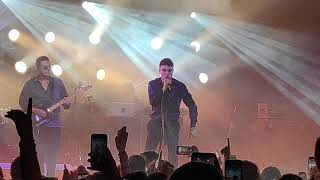 Irama Live  Non mollo mai  Venaria Torino 19032019 [upl. by Kalli]