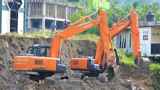 Hitachi Excavators Digging Cutting Swinging Dirt [upl. by Axela]