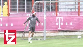 Thomas Müller beschert die Bayern im Training  mit Toren [upl. by Ecnerwaled]