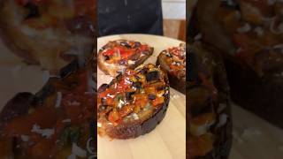 BRUSCHETTA CROCCANTE CON MELANZANE e PROVOLA bruschetta ricetta shorts [upl. by Ahtabat713]