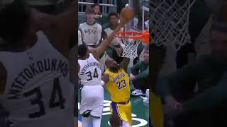 Giannis block on LeBron🤯 giannisantetokounmpo lebronjames nba bucks lakers basketball hoops [upl. by Ngo]