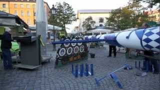 Viktualienmarkt Maibaum 2012  am Morgen der Aufstellung [upl. by Gnurt588]