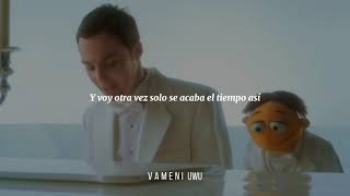 Los Muppets  Hombre o Muppet Letra [upl. by Hoisch]