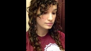 How to Dry  scrunch curly hair no heat encourages curls  no frizz [upl. by Weidman]