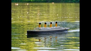 Ausfahrt der RMS Titanic von Trumpeter in 1200 [upl. by Trefler]