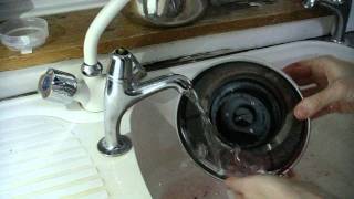 Cleaning a Philips avance juicer [upl. by Airdnazxela]