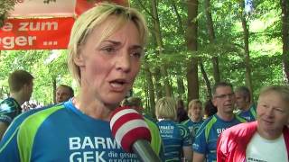 Olympiasiegerin Heike Drechsler startet beim Brunnenlauf [upl. by Wayland288]