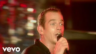 Garou  Que lamour est violent Live à Bercy [upl. by Zoldi]