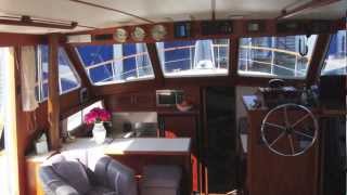 Custom Yachts Tollycraft 48 [upl. by Evslin]