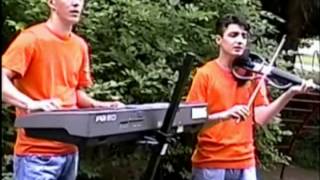 Raspjevane meraklije  Pjesma majci  Official video 2006 [upl. by Herbie]