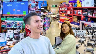 Inside Chinas Unseen Electronic Markets 🇨🇳 [upl. by Akemeuwkuhc]