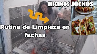 Limpiando mi baño en mod FACHUDA  Hicimos JOCHOS🌭YA SABE HACER PÁGINAS WEB 😱 [upl. by Leile]