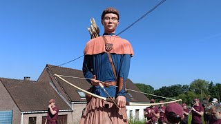 BoisdeLessines  Cortège dès 25 ans du géant LArcher 🏹 [upl. by Apollo537]