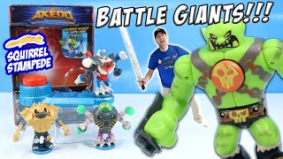 Akēdo Battle Giants Super Sized Ultimate Arcade Warriors Series 2 Review [upl. by Adnesor]