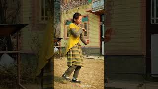 Rabab Tang Tang  Kashmiri Girl Dance  Viral Dance [upl. by Nyleek]