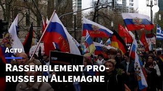 Allemagne manifestation à Francfort contre la russophobie  AFP [upl. by Wilbert715]