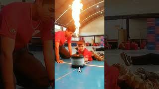 Voici comment éteindre un feu 🔥 shorts insolite [upl. by Powers630]