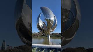 Floralis Genérica  Buenos Aires  Argentina [upl. by Maag]