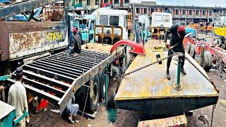 Pakistani mechanics are building a 32 feet long low bed in just 7 days [upl. by Acsecnarf]