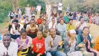 Powerful Worship Oromo Borana Gospel Singer AtiiniWaaqaWaaniCufaCaalu [upl. by Eriam]