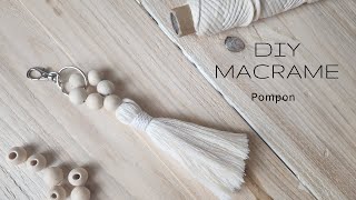 DIY MACRAME  DEBUTANT  Porte clef pompon [upl. by Hayyikaz]