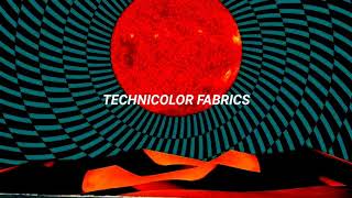 technicolor fabrics  levitando letra [upl. by Kern892]