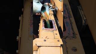 Case motor grader Tandem Me Gear oil Dal Raha hai youtube tractorworld indiantractor [upl. by Alleoj]