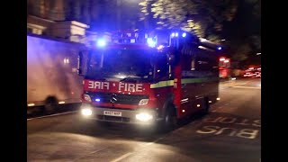 London Fire Brigade  Command Unit CSU4 LFB Lewisham responding to 15 pump fire [upl. by Noe55]