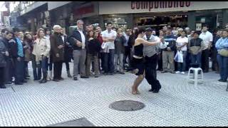 Milonga quotFlor de Monserratquot en calle de Buenos Aires mp4 [upl. by Blackstock]