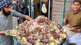 Amazing Food at Street  Best Street Food Videos  Karachi Food Street Pakistan [upl. by Ekoorb904]