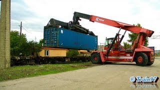 Loading Intermodal Train in Oradea Est 24 09 2013 [upl. by Mori]