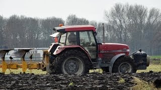 Ploegen met een Case 5150 in Oostwoud langs de N240 bij Medemblik  The Netherlands [upl. by Ahsiuqel]