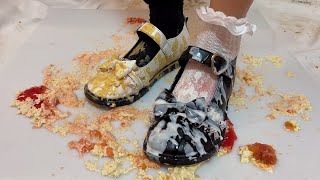 Black amp white Maryjanes step on tofu and smear red slime over them 黑白色小皮鞋踩豆腐并淋上红色酱料 [upl. by Court]