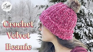 EASY crochet velvet beanie How to crochet a hat beginner friendly Crochet Toque crochethat [upl. by Wilona460]