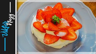 Pavlova torta s jahodami  Viktor Nagy  recepty [upl. by Tihor]