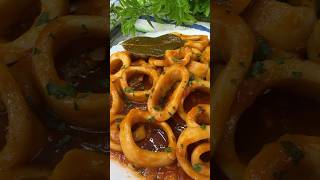 Calamares en Salsa 😋 fácil y rápido 😋👍 shorts salsa [upl. by Ayaros]