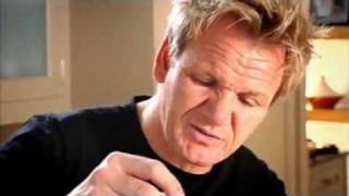 Gordon Ramsay  How to prepare fresh prawns [upl. by Downey]