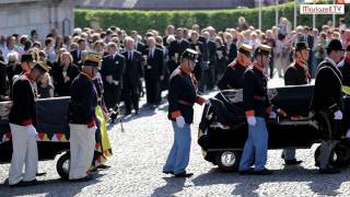 Trauerfeier um Dr Otto von Habsburg in Mariazell  Empfang der Särge [upl. by Natam]