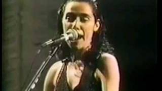 Pj Harvey  50ft Queenie  live in Chicago Metro [upl. by Festus742]