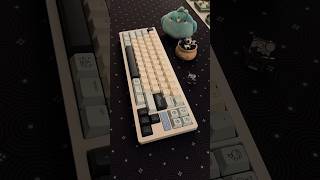 wave keycaps on a wave board using ocean switches ⋆⁺₊⋆★🌊🌿 mechanicalkeyboard typing keycaps [upl. by Yeldua]