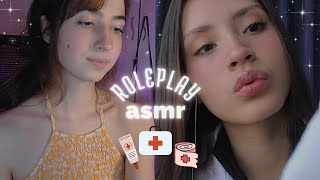 ASMR Te curamos tus heridas 🩹👩🏻‍⚕️ ROLEPLAY secretaria y doctora l COLABORACIÓN con softsoundasmr6034 [upl. by Alane]