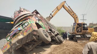 Stuck Dumper And Excavator Machine trying to pulls it out  Pakistan Heavy Machine [upl. by Huber]