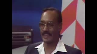 Chamaco Ramírez Con Tommy Olivencia Plante Bandera Live Programa Latino 19811 [upl. by Oigile]