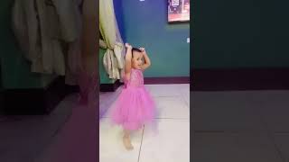 Aashvi ka nagin dance 💃 shortsytshorts cutebabysongmusiclittleangelaashvi0122 [upl. by Hite]