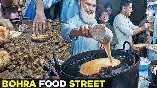 Bohra Food Street Only in Ramzan  Mal Pura Kaleji Khaosuey Haleem Special Gujrati Food Items [upl. by Ainitsirhc393]